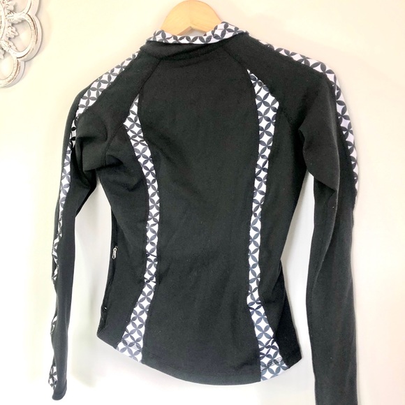 ☀️ONE TOOTH black sweater ! - Picture 3 of 4